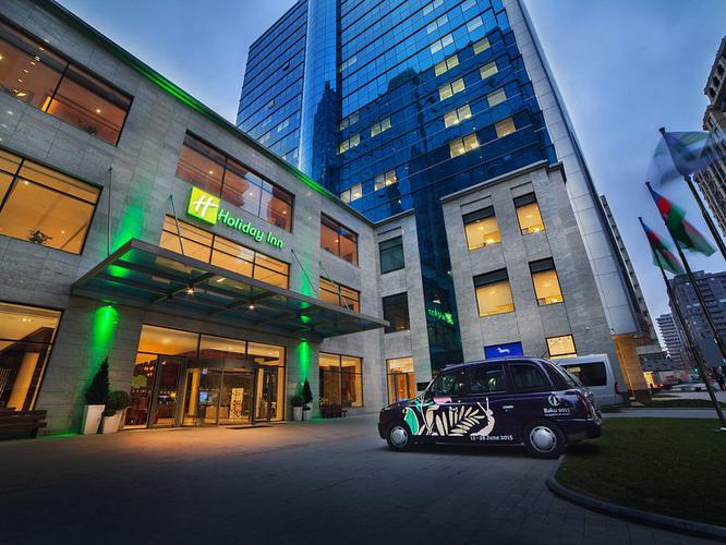 Holiday Inn Baku 5*
